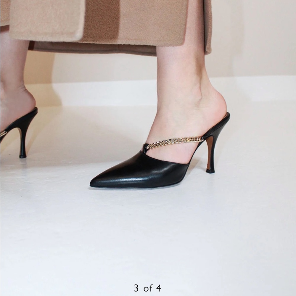 NWT ATP Macerata Mules with Chain
